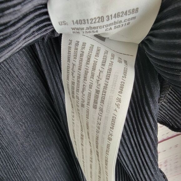 Abercrombie & Fitch Women’s M V-Neck‎ Long Sleeve Pleated Ribbed Top NWT - Picture 7 of 9